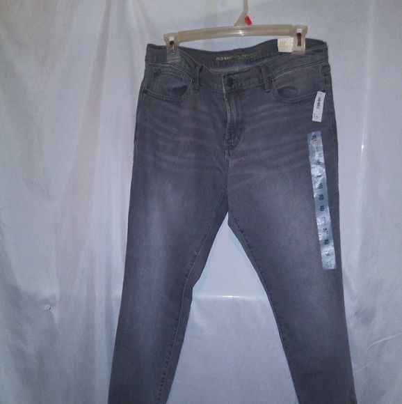 Old Navy Denim - NWT Old Navy Mid-Rise Curvy Skinny Leg Jeans